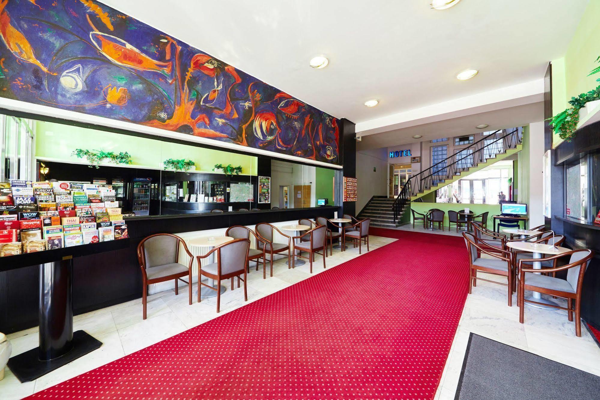 Hotel Mars براغ المظهر الخارجي الصورة